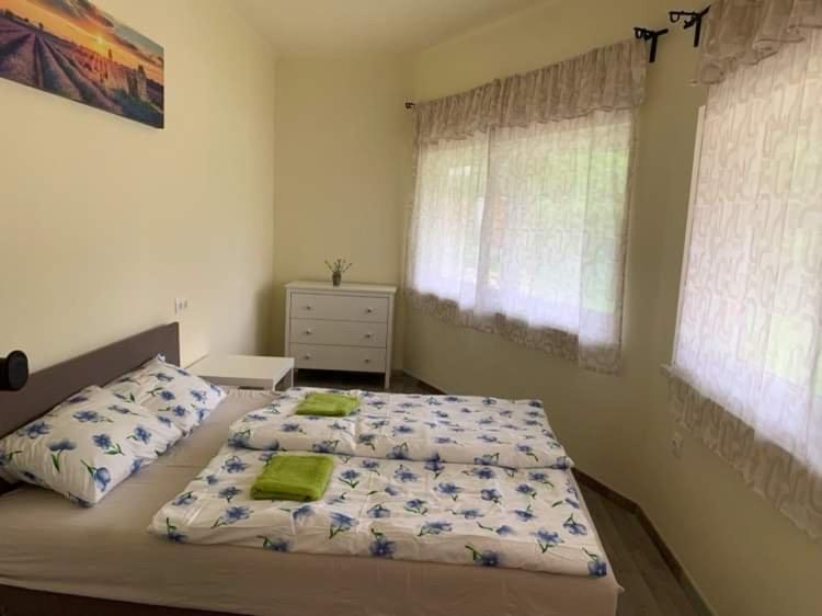 Levendulakert Siofok Apartmanhaz Экстерьер фото