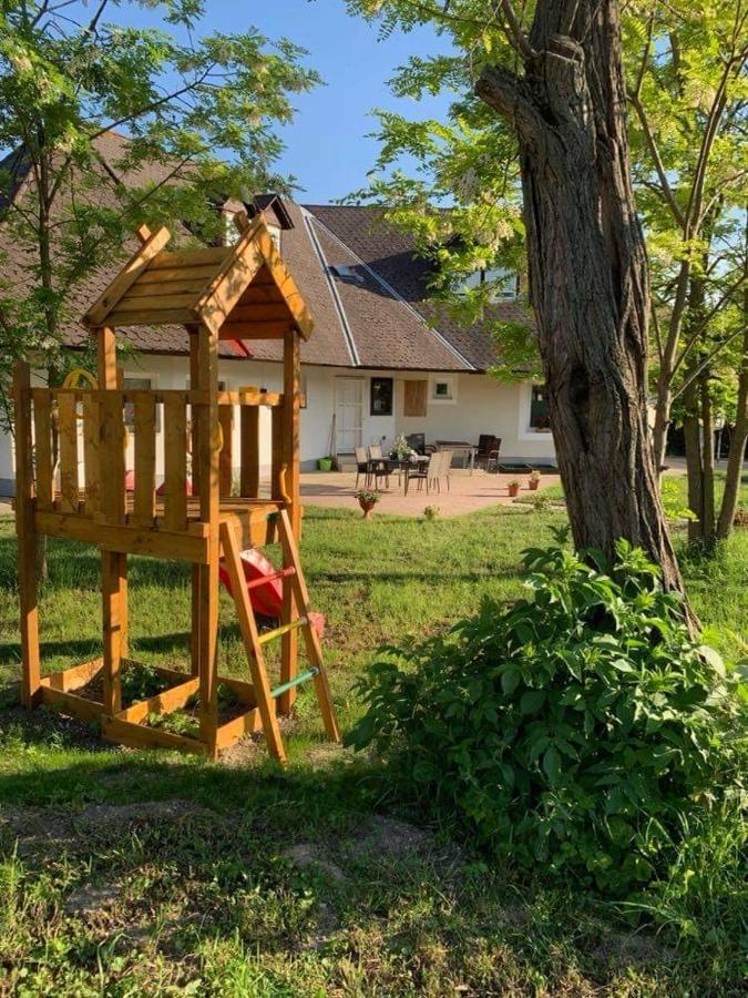Levendulakert Siofok Apartmanhaz Экстерьер фото